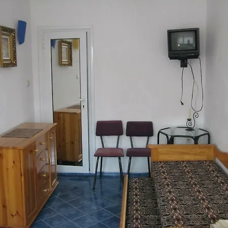 בית הארחה Art House Orhidea